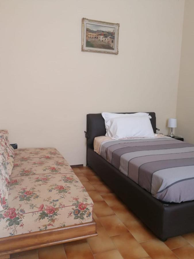 Dimora Castello Dei Conti Bed & Breakfast Trinita  Ngoại thất bức ảnh