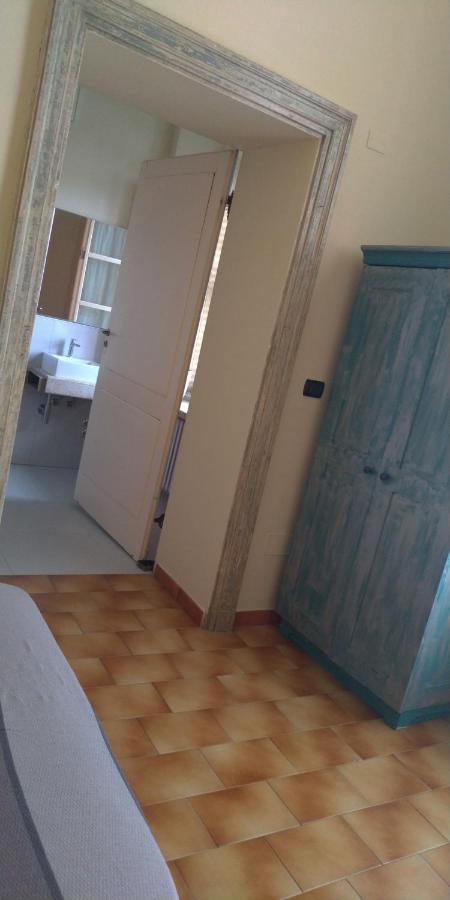 Dimora Castello Dei Conti Bed & Breakfast Trinita  Ngoại thất bức ảnh