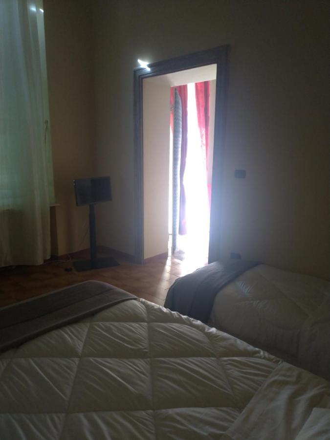 Dimora Castello Dei Conti Bed & Breakfast Trinita  Ngoại thất bức ảnh