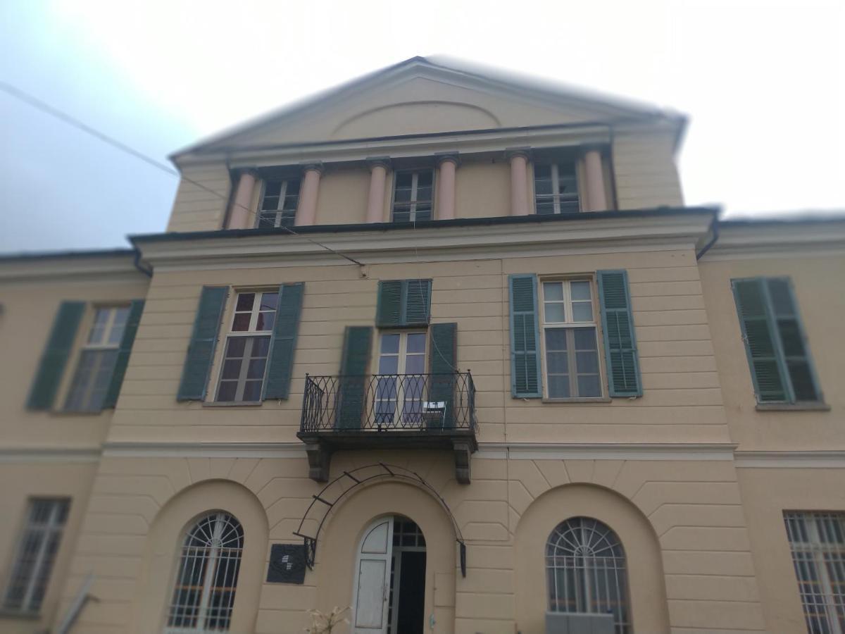 Dimora Castello Dei Conti Bed & Breakfast Trinita  Ngoại thất bức ảnh